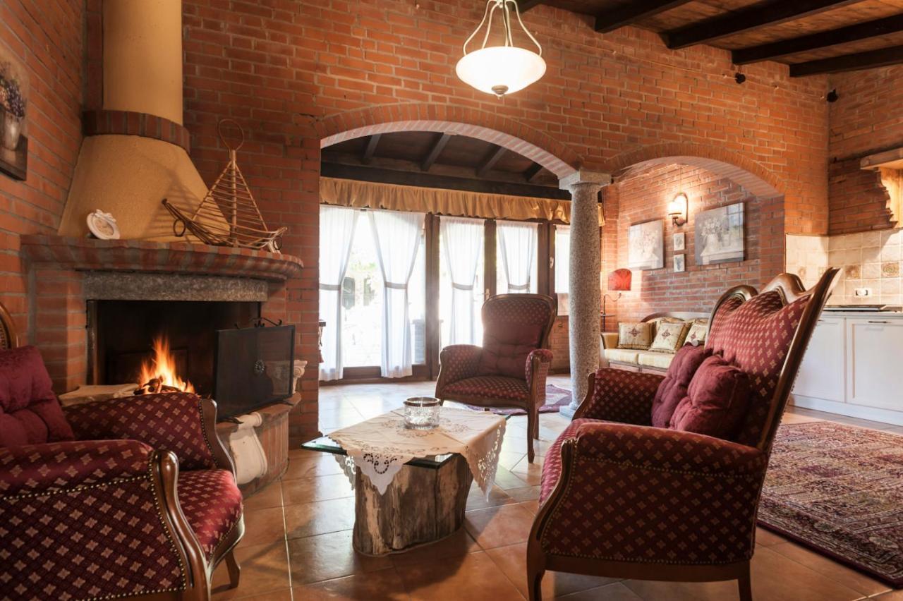 Podere Sant'Angelo Aparthotel Vernasca Εξωτερικό φωτογραφία